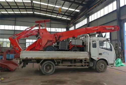 襄陽扒渣機 玖博全能型扒渣機生產(chǎn) 襄陽扒渣機誠信銷售